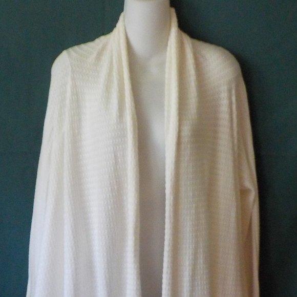 Talbots Sweaters - HAD IT TOO LONG GOTTA GO Talbots cardigan sweater sz MP 8P 10P cream EUC